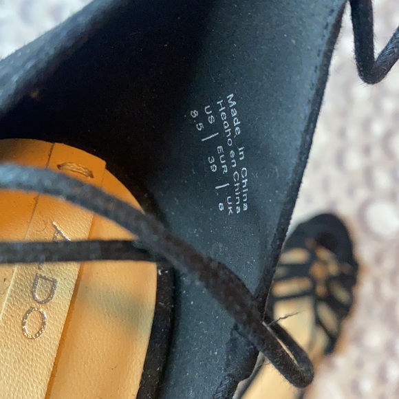 Sandals - Picture 5 of 7